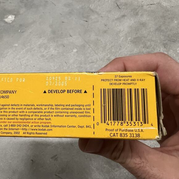 Kodak Max HQ Eastman Camera One Time Use 27 Exposures Ektanar Lens Expired 07/05 - Picture 6 of 6